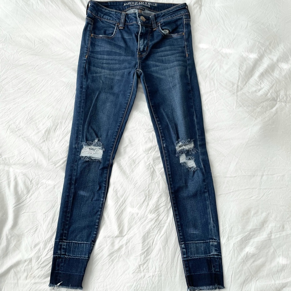 American Eagle low rise skinny jeans